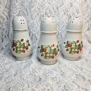 Avon • Strawberry Sugar Shaker • Porcelain • 22K Gold • Vintage